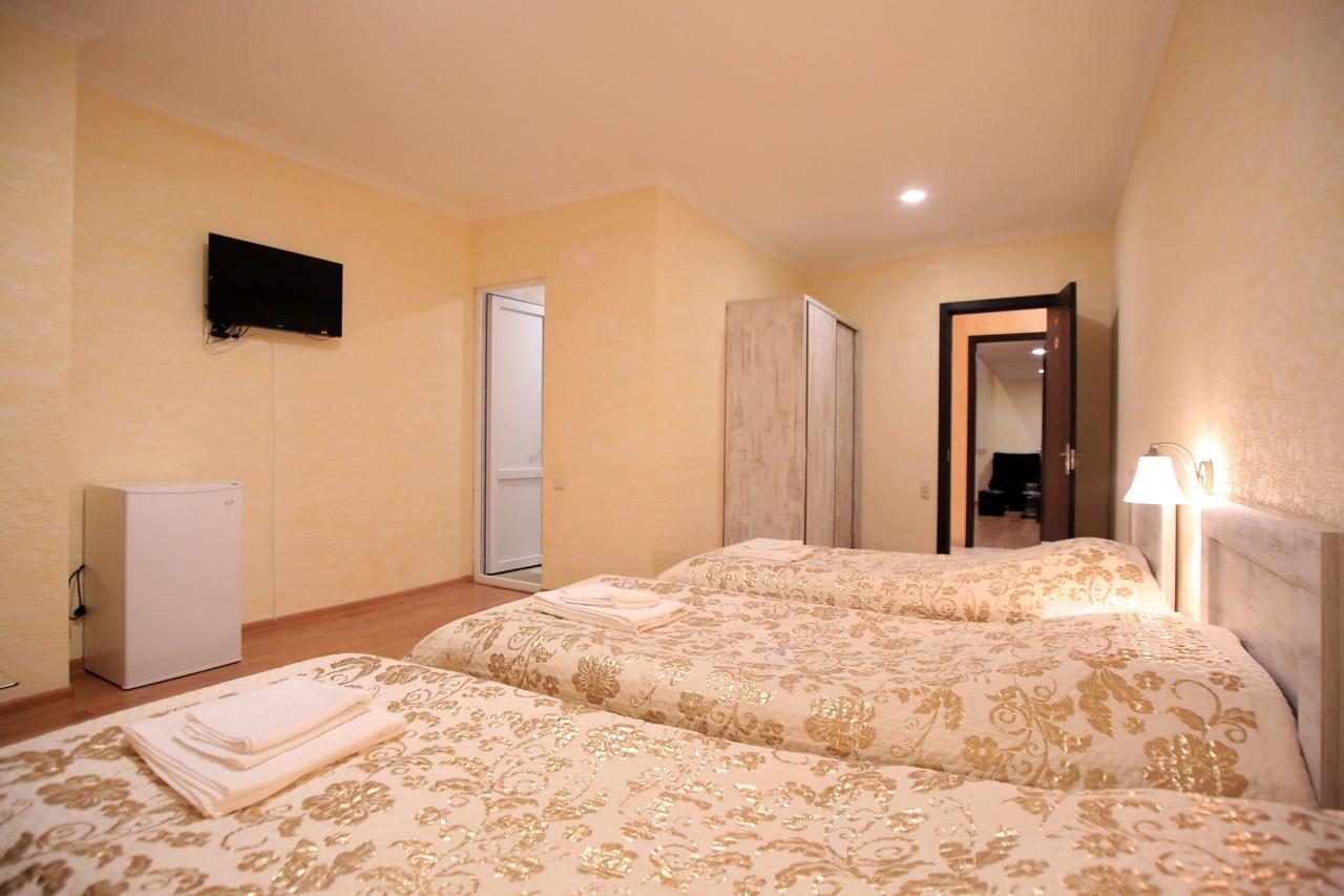 Hotel Taia Κουτάισι Εξωτερικό φωτογραφία