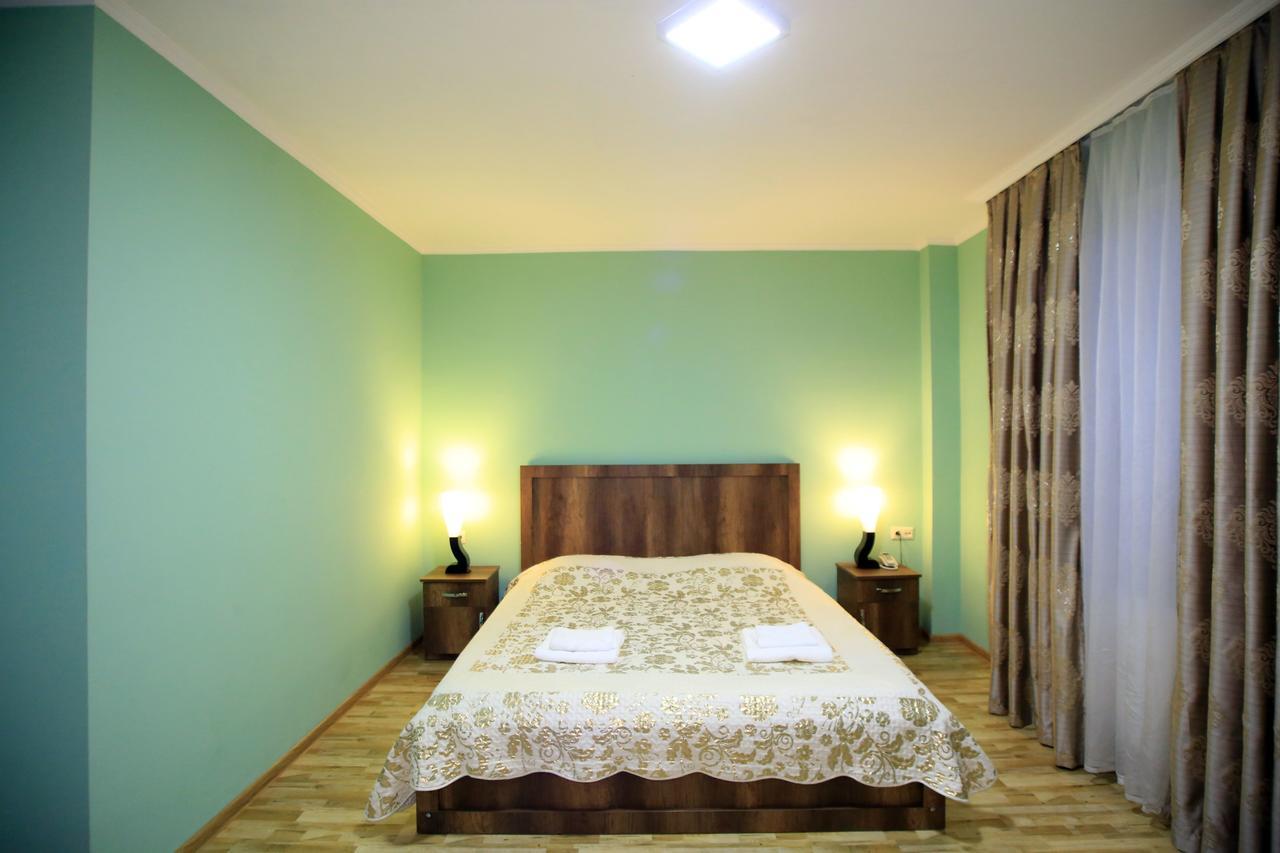 Hotel Taia Κουτάισι Εξωτερικό φωτογραφία