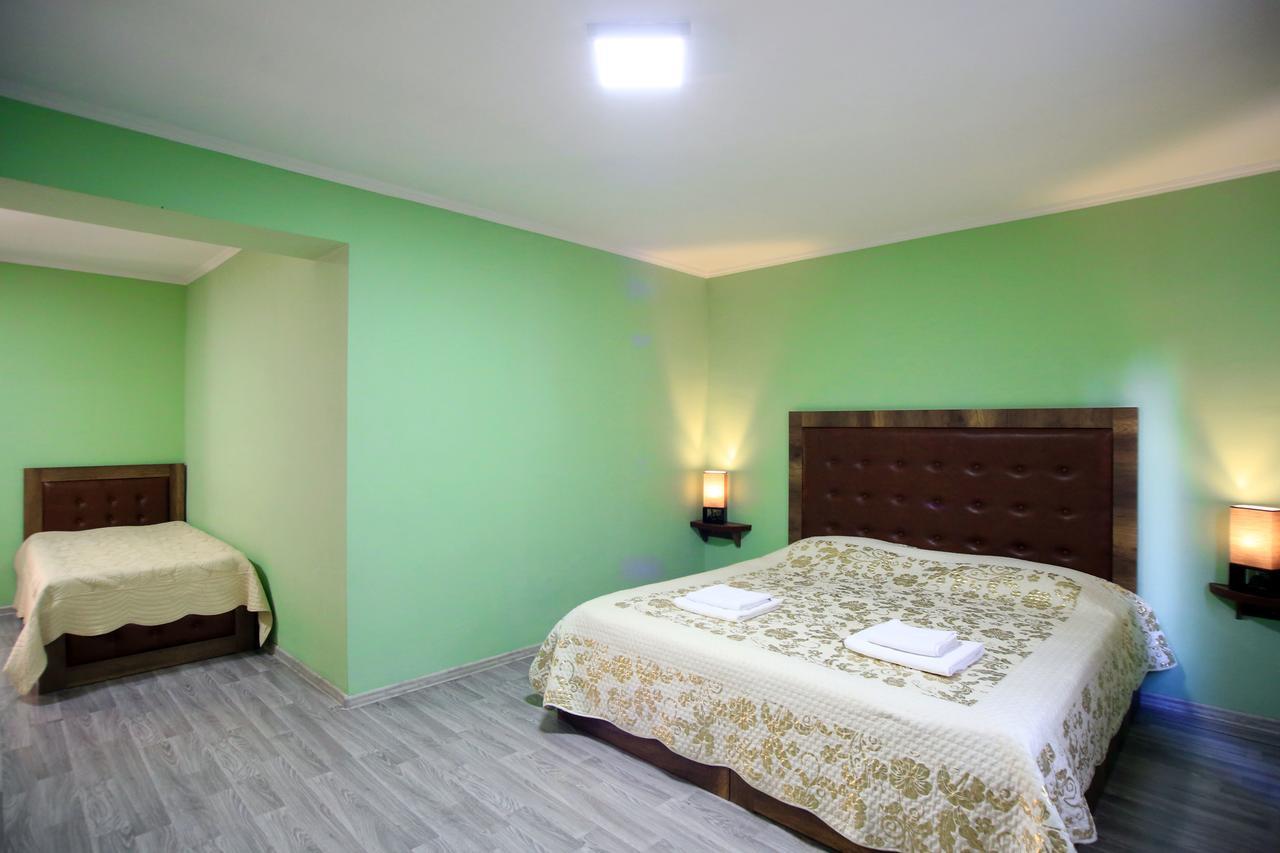 Hotel Taia Κουτάισι Εξωτερικό φωτογραφία