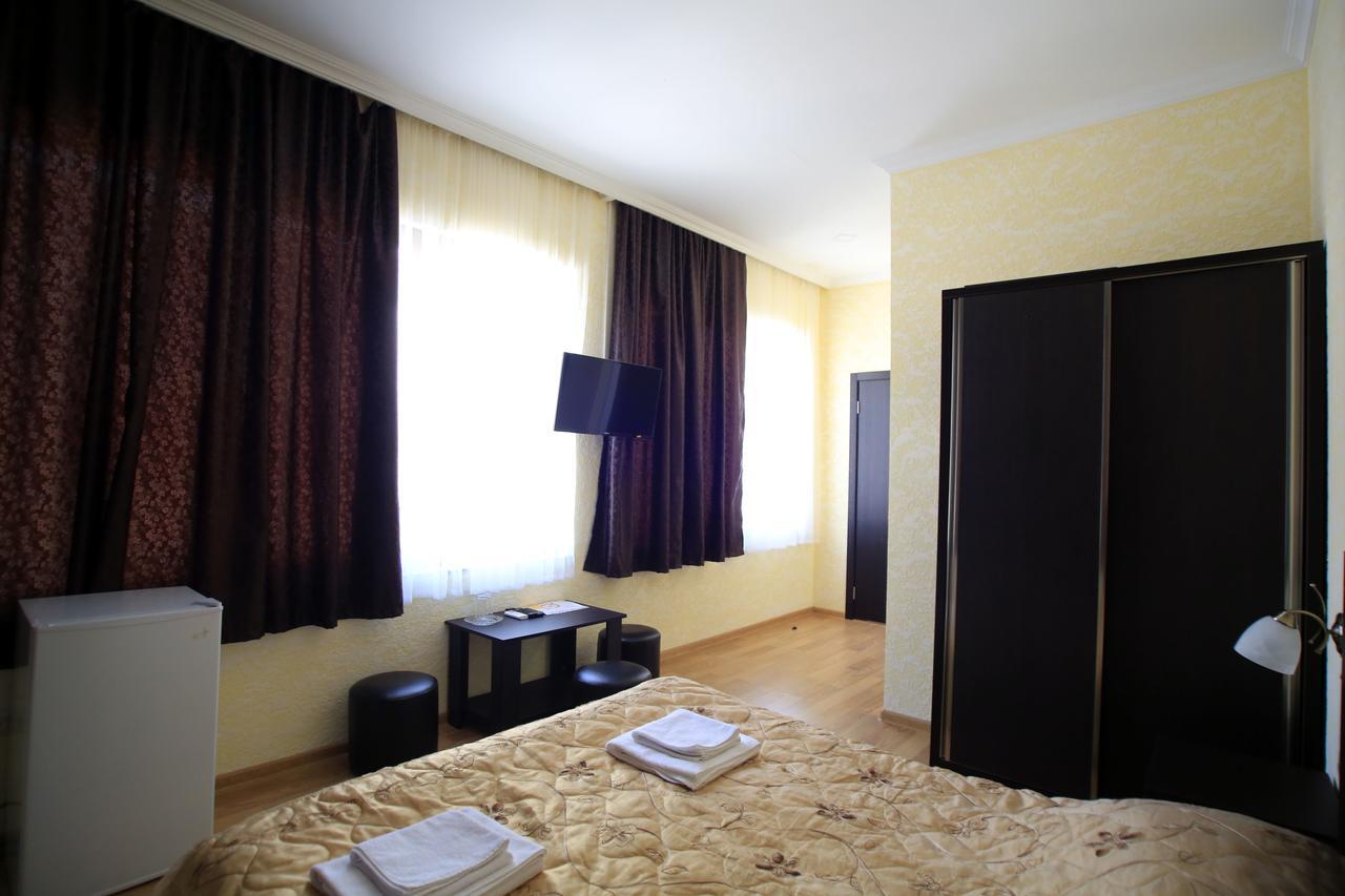 Hotel Taia Κουτάισι Εξωτερικό φωτογραφία