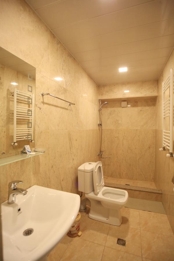 Hotel Taia Κουτάισι Εξωτερικό φωτογραφία