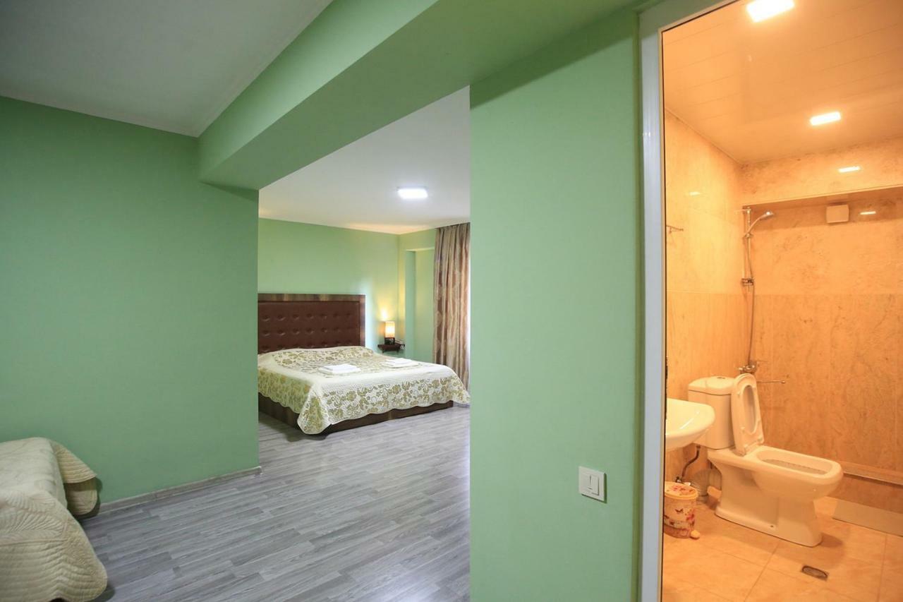Hotel Taia Κουτάισι Εξωτερικό φωτογραφία